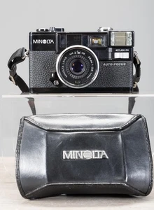 Vintage Minolta Hi-Matic AF2, analoge Kleinbild-Kompaktkamera, geprüfter Blitz funktioniert! - Bild 1 von 8