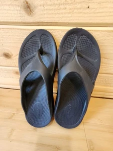 Oofos Original Flip Flop Sandal Size 38 M5 W7 Black Recovery Shoes Comfort Thong - Picture 1 of 5