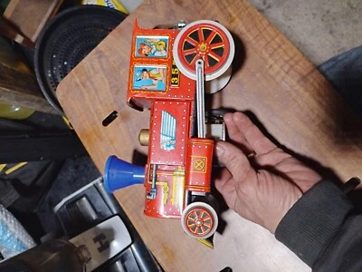 VINTAGE MODERN TOYS JAPAN MODEL 357 TRAIN ENGINE BATTERY OPERATED WORKING 1970 Foto 1 de 4