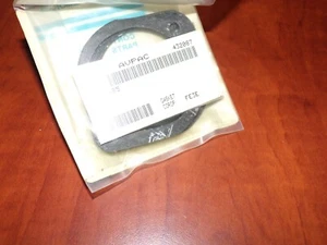 (10) TCM 631685 Gaskets - Picture 1 of 3