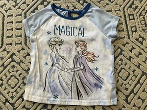 Girls Disney’s Frozen Magical Elsa And Anna Graphic Short Sleeve T-shirt. Size 6 - Picture 1 of 14