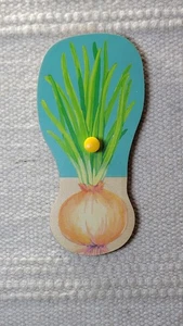 Lovevery Community Garden Wooden Puzzle Replacement Piece - Onion - Picture 1 of 1