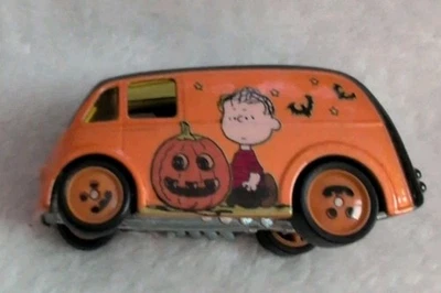 Hot Wheels 花生大南瓜快速 D-Livery 万圣节 Van 2012 压铸玩具 — 第 1/4 张图片