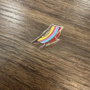 Enamel Pin Beach Chair Hawaiian Rainbow Cute Tropical Summer Brooch Backpack - Picture 1 of 3