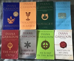 Lot of 8 Outlander Books 1-8 * Diana Gabaldon * PB - Picture 1 of 2