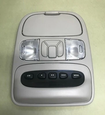 2004 2005 2006 2007 2008 2009 TOYOTA SIENNA OVERHEAD DOME READING LIGHT LAMP OEM - Image 1 of 4