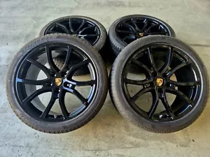 Porsche Cayenne E3 9Y0 GTS 21 Zoll Felgen Exclusive Design Winterreifen Räder - Bild 1 von 7