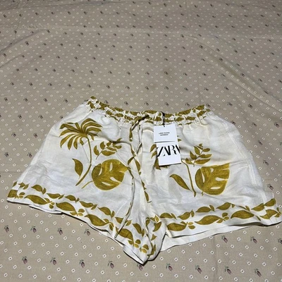 Pantalones Cortos ZARA Mujer Medianos Blanco Amarillo Estampado Hoja Cordón Arte 3430-193-100 Foto 1 de 4