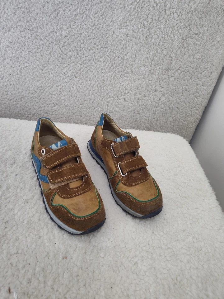 Zapatilla deportiva Naturino para niños pequeños 28 marrón azul verde zapatos cómodos informales US11 Foto 1 de 4
