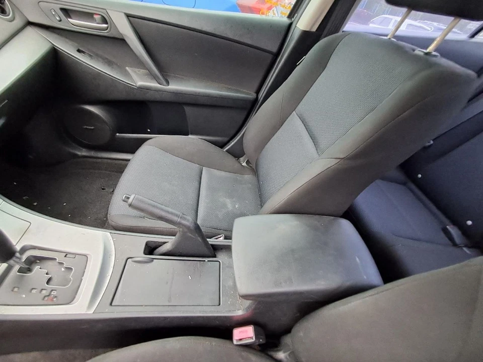 (LID ARMREST ONLY) Console Front Floor Fixed Armrest Fits 10-13 MAZDA 3 2569845 Foto 1 de 1