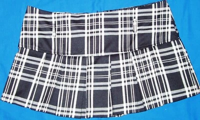 WET SEAL WOMEN'S BACK ZIP PLAID PUNK MINI SKIRT BLACK/WHITE SIZE STRETCHY XL  - Image 1 of 4