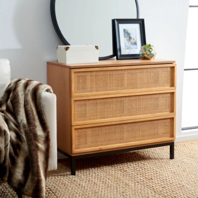 Cómoda de ratán SAFAVIEH Zadie con 3 cajones | Natural/Negro | Foto 1 de 4