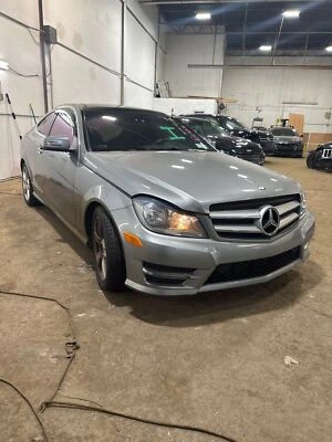 Used Automatic Transmission Assembly fits: 2012 Mercedes-benz Mercedes c-class 2 Foto 1 de 4