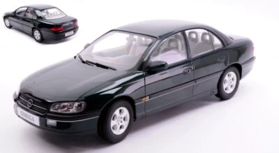 MODELLINO AUTO STATICO TRIPLE 9 OPEL OMEGA B 1996 VERDE MODELLISMO SCALA 1:18 - Immagine 1 di 4