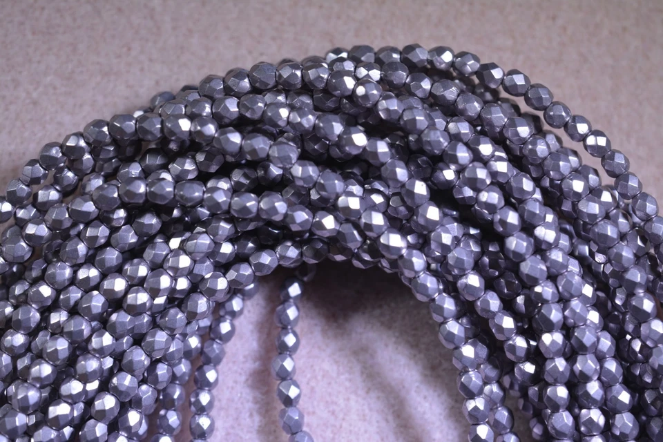 Czech Fire Polished 3mm round faceted glass beads - CT Sat Met Almost Mauve - Image 1 of 1