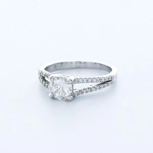 1.2 CTW Lab-Created Diamond E/VS1 Round Cut Platinum 4-Prong Classic Accent Ring - Picture 1 of 3