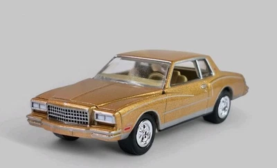 Chevy Monte Carlo 1980 raro diorama coleccionable modelo de coche fundido a presión 1:64 suelto Foto 1 de 4
