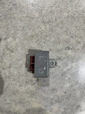 Relé principal RZ-0132 92-95 EG Honda Civic 94-01 Acura Integra 94-97 Del Sol fabricante de equipamento original - Imagem 1 de 2