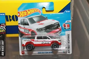 CHEVROLET - RAM - 1500 REBEL - 2020 - HOT WHEELS 2025 - SCALA 1/64 - Foto 1 di 6
