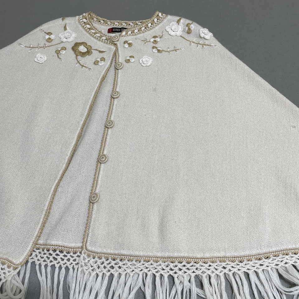 Винтажный женский топ 70-х с плащом альпака кремовый с цветочной вышивкой бахрома богемное пончо лапша - Изображение 1 из 4