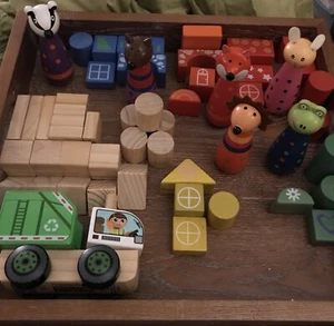 Classic Wooden Blocks W~ Cute Animals, Truck &Etc.. Great 🎁 - Picture 1 of 4