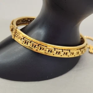 Brazalete Brazalete Freiric Vintage Estampado con Bisagras Tono Dorado 6.75" - Imagen 1 de 9