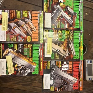 American hand gunner magazine 2010 Lot Of 5 - Imagen 1 de 18