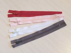 YKK Reißverschluss, 6,5" (16cm) - Farbwahl - Rot, Pink, Weiß & Grau - Bild 1 von 13