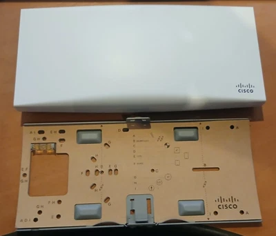 Cisco Meraki MR36 Wireless Access Point - Wall bracket included - Image 1 of 4