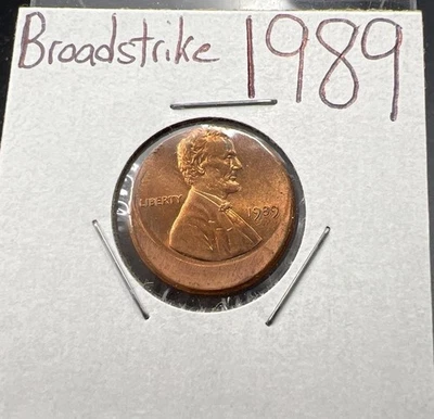 1989 P 1c Lincoln Cent Broadstrike 20% Off Center Error Coin Gem UNC SKU#AC - Image 1 of 4