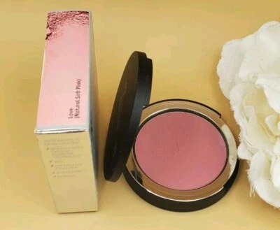 It Cosmetics Bye Bye Pores Blush Love Natural Soft Pink 0.192 oz New In Box  - Image 1 of 4