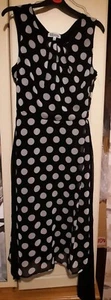 DEBENHAMS THE PETITE COLLECTION SIZE 14 BLACK POLKA DOT NEW NO TAGS SEE PICS - Picture 1 of 2