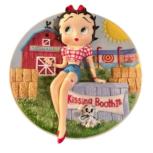 Plato conmemorativo cabina de besos Betty Boop 3D Danbury como nuevo - Imagen 1 de 3