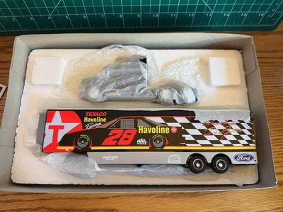 DALE JARRETT 1995 #28 Texaco Havoline Racing 1/64 RCCA Transporter - Image 1 of 4