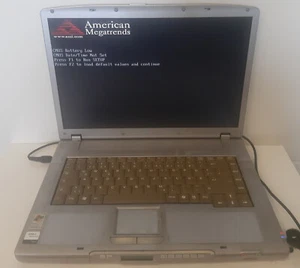Averatec 6200 Series mit 15,6'' Display Notebook Lap Top (610 ) - Bild 1 von 6