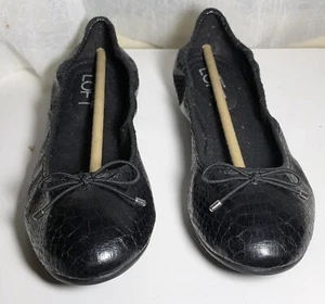 NEW Ann Taylor Loft Ballet Flats Shoes Black Snakeskin Texture Bow Size 6 - Picture 1 of 5