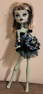 Muñeca Monster High Frankie Stein Sweet 1600  - Imagen 1 de 4