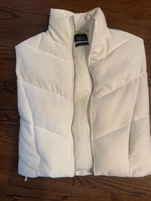 ALO Puffer Vest Women's Size XS Ivory Full Zip Insulated Corduroy - Image 1 of 4