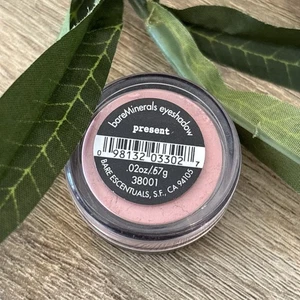 bareMinerals PRESENT Eyecolor Shadow 0.57g / 0.02oz - SEALED - OLD FORMULA - Picture 1 of 3