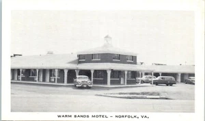 Warm Sands Motel, Vintage Cars, Norfolk, Virginia Linen Postcard c1950 - Picture 1 of 2