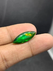 AAA+ 100% Natural Ethiopion Welo Fire Green Opal Marquise Cut Loose Gemstone 3CT - Picture 1 of 4