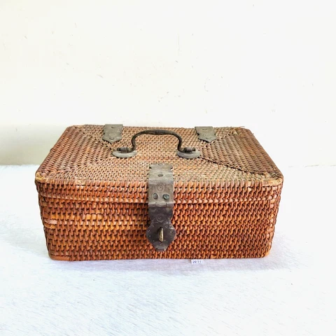 1920s Vintage Handcrafted Beautiful Wooden Basket Box Decorative Props W91 Cover