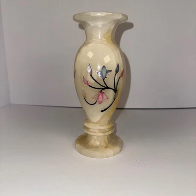 Vintage Onyx Inlay Floral Vase Elegant Home Decor Accent Piece - Image 1 of 4