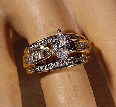1.00 ctw Engagement Ring 10K solid Gold Solitaire CZ with CZ accents - Image 1 of 4