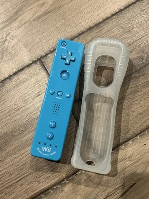 Blue OEM Nintendo Wii Wiimote Controller with Motion Plus RVL-036 - Image 1 of 4