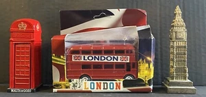 London UK Souvenir Lot - Picture 1 of 3