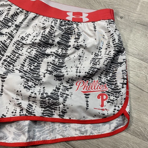 Under Armor Philadelphia Phillies Women's Performance Gym Shorts  - Size XL Cover