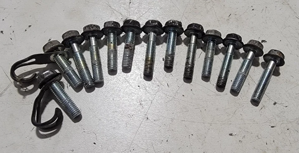 Pernos de montaje de cárter de aceite 1979 Suzuki GS1000 GS1000L G GS 1000 79 80 Foto 1 de 4