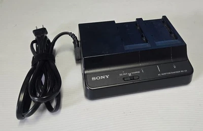 Cargador de batería adaptador de CA doble Sony BC-U2 Foto 1 de 2