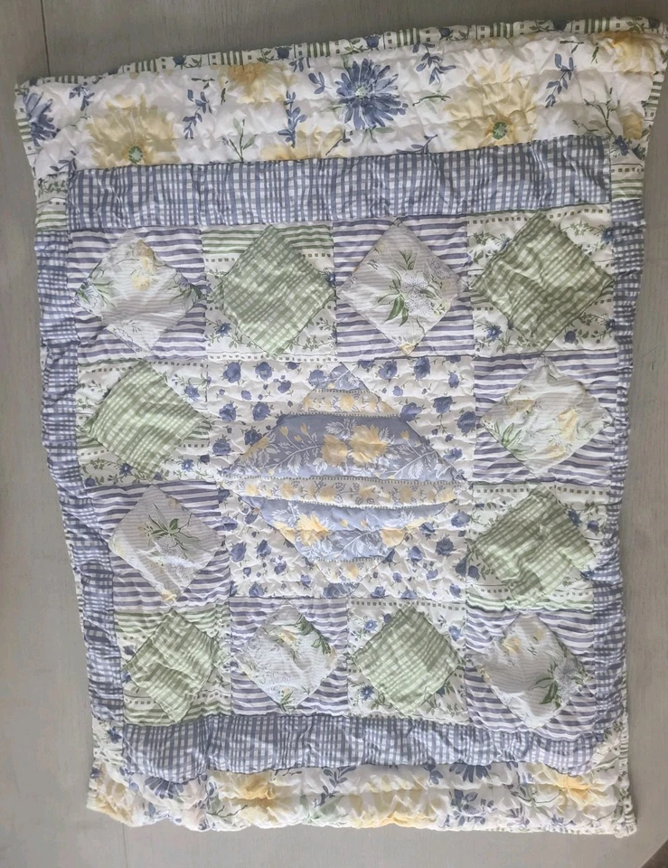 DE COLECCIÓN LL FRIJOL PATCHWORK AMARILLO/AZUL FLORAL ACOLCHADO (2) FUNDAS DE ALMOHADA ESTÁNDAR 20X26 Foto 1 de 4